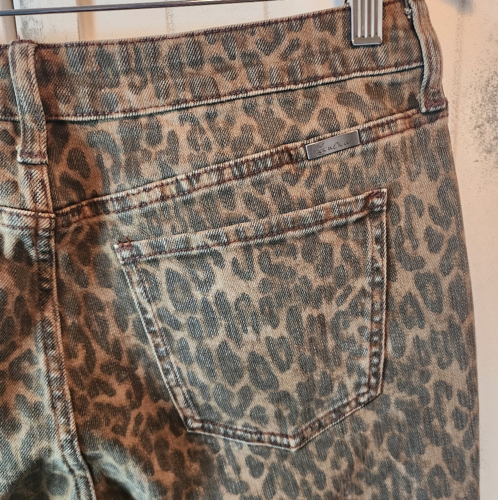 KanCan High Rise Leopard Jeans - Picture 9 of 11